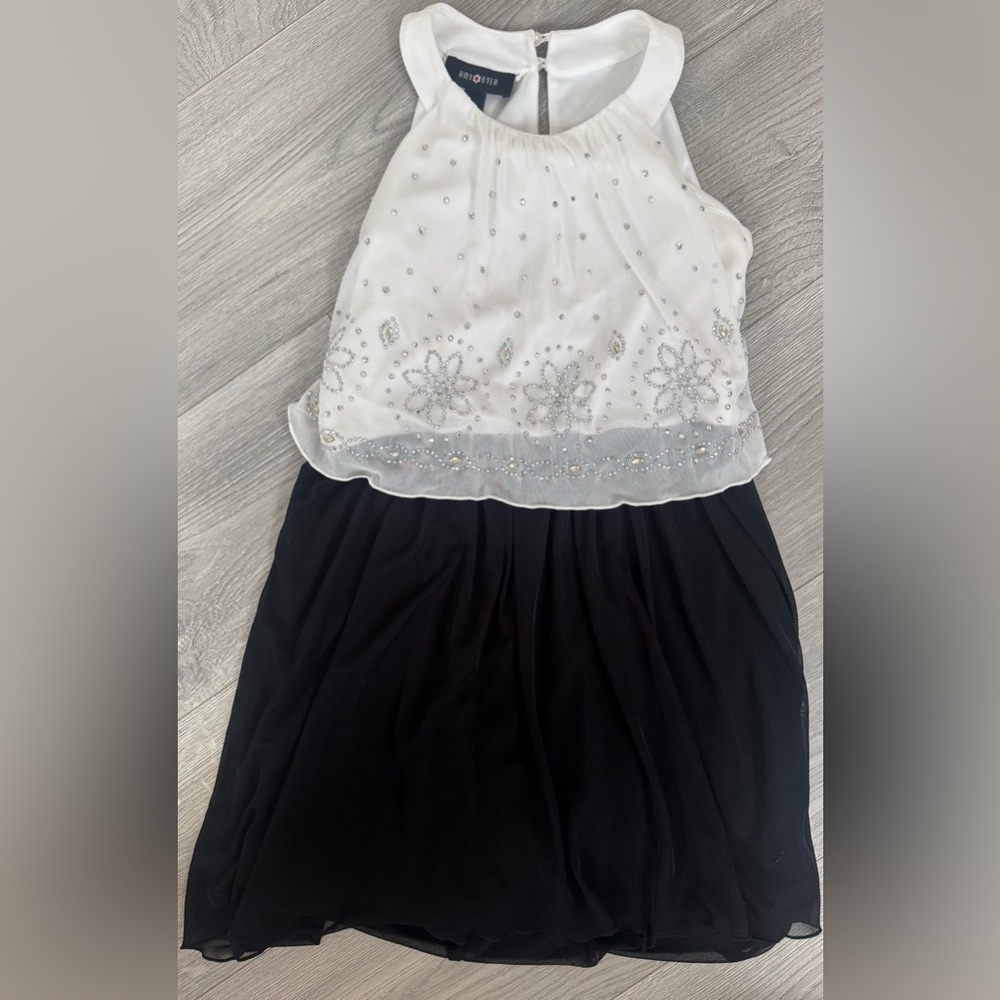 Amy Byer Black and White Dress